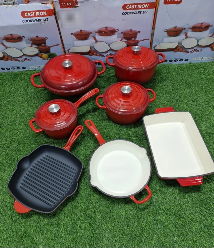 11-piece cast iron cookware set – Red