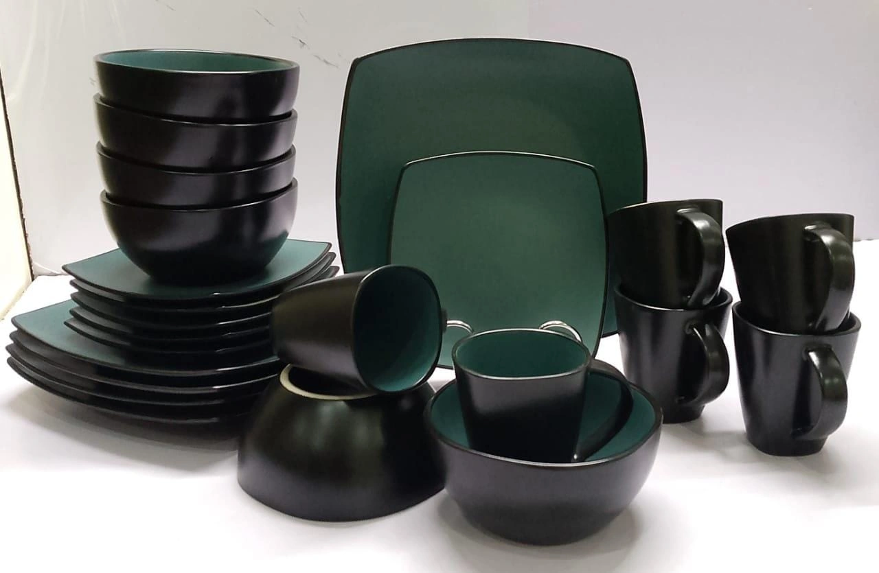 24-Piece Ceramic Dinner Sets 24-Piece Ceramic Dinner Sets