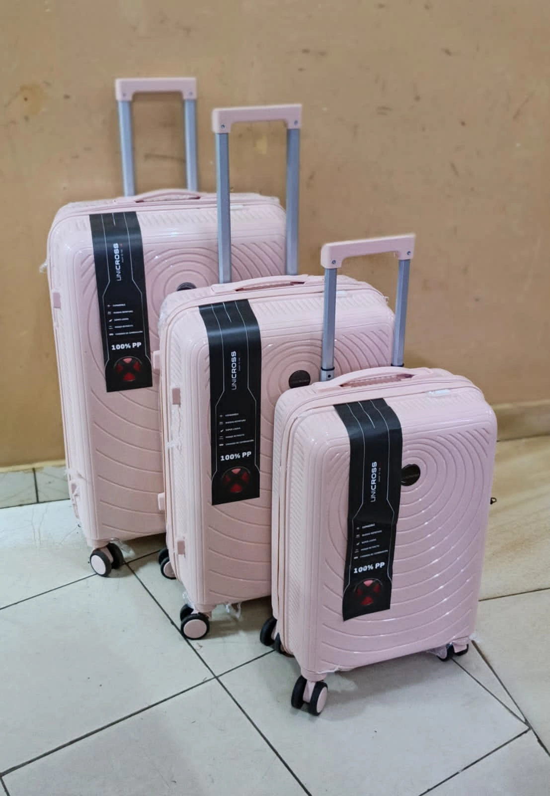 3-in-1 Unbreakable PP Suitcase Set – 3, Option 2