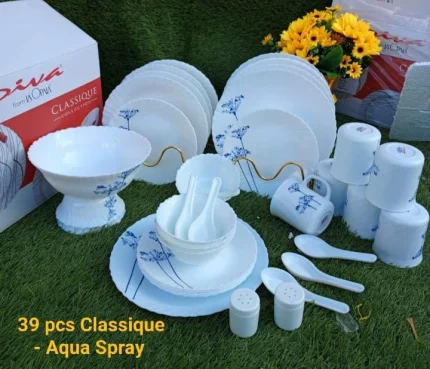 39 Pieces Classique Dinner Set