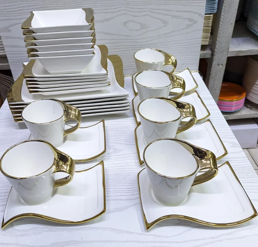 Gold Unique 30-Piece Dinner Set