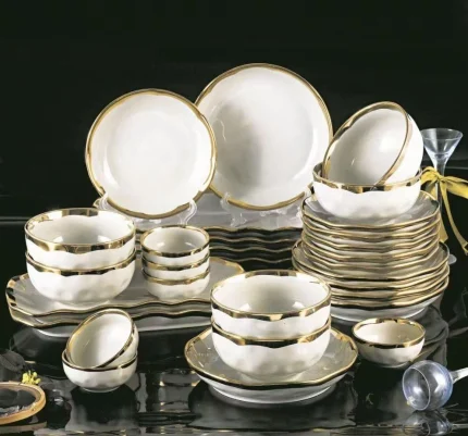 High-Quality Ceramic 30-Piece Gold Line Dinner Set