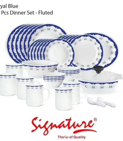 Signature 40-Piece Dinnerware Set
